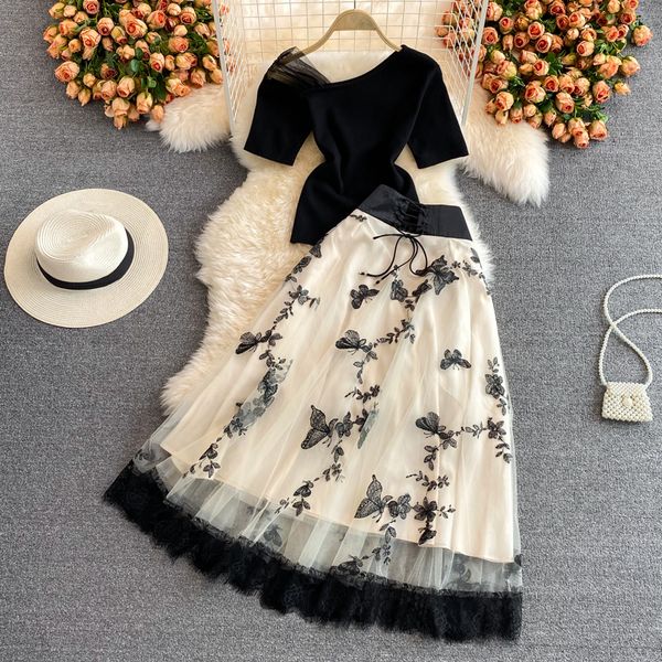 elegant two piece sets women two piece dress butterfly embroidered mesh high waist skirts skew collar short t shirt temperament suits 2023, White
elegant two piece sets women two piece dress butterfly embroidered mesh high waist skirts skew collar short t shirt temperament suits 2023, White