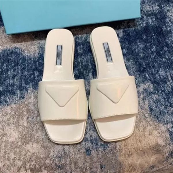 designer new men's ladies luxury sandals slippers classic floral damask slippers flat leather rubber platform flip flop gear sandals, Black
designer new men's ladies luxury sandals slippers classic floral damask slippers flat leather rubber platform flip flop gear sandals, Black