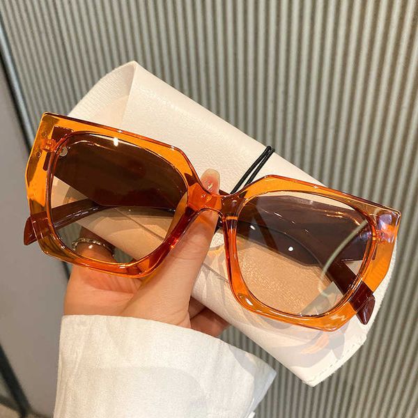 sunglasses kammpt retro oversize irregular women sunglasses fashion vintage gradient candy color shades eyewear luxury design sun glasses g2, White;black
sunglasses kammpt retro oversize irregular women sunglasses fashion vintage gradient candy color shades eyewear luxury design sun glasses g2, White;black
