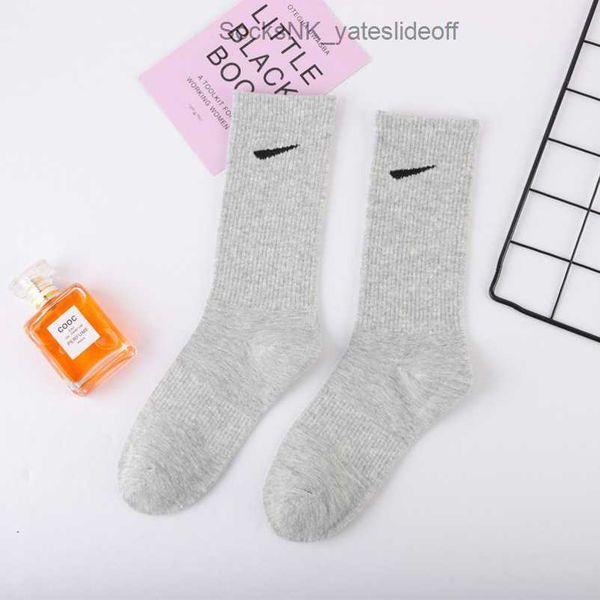 fashion men's luxury socks women's hook brand stockings designers candy colorful medium long women men couple's stocking brea, Black
fashion men's luxury socks women's hook brand stockings designers candy colorful medium long women men couple's stocking brea, Black
