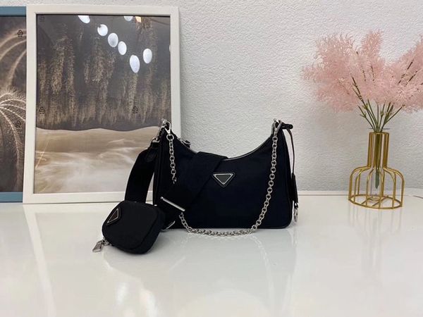 2023 classic ladies nylon underarm bag 3-in-1 shoulder crossbody chain handheld high fashion designer designer_bag992
2023 classic ladies nylon underarm bag 3-in-1 shoulder crossbody chain handheld high fashion designer designer_bag992