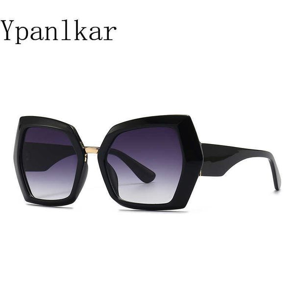 sunglasses fashion luxury brand sunglasses women oversized square luxury brand fashion big frame retro women's gradient sunglasses driv, White;black
sunglasses fashion luxury brand sunglasses women oversized square luxury brand fashion big frame retro women's gradient sunglasses driv, White;black
