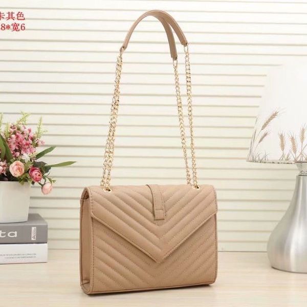 2022 new crossbody bag women's bag fashion versatile envelope bag chain strap shoulder bag
2022 new crossbody bag women's bag fashion versatile envelope bag chain strap shoulder bag