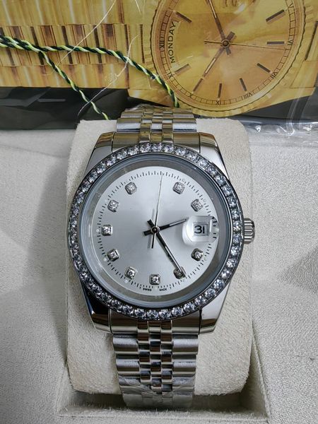 with original box 116333 men 41mm automatic mechanical diamond dial & bezel watch self winding stainless steel clock date just wristwatch, Slivery;brown
with original box 116333 men 41mm automatic mechanical diamond dial & bezel watch self winding stainless steel clock date just wristwatch, Slivery;brown