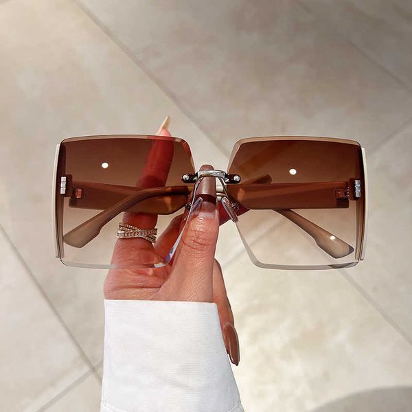 sunglasses kammpt vintage oversized sunglasses women fashion female square gradient rimless shades luxury brand design sun glasses eyewear g, White;black
sunglasses kammpt vintage oversized sunglasses women fashion female square gradient rimless shades luxury brand design sun glasses eyewear g, White;black