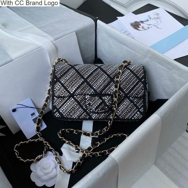 luxury cc cross body design channel bags shiny leather diamonds letters ladies new braided chain fashion versatile diagonal one shoulder jew
luxury cc cross body design channel bags shiny leather diamonds letters ladies new braided chain fashion versatile diagonal one shoulder jew