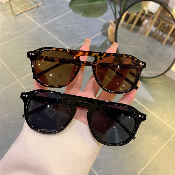 sunglasses square frame shades sun glass for women 2021 new retro fashion vintage designer sunglasses women and man black transparent g23022, White;black
sunglasses square frame shades sun glass for women 2021 new retro fashion vintage designer sunglasses women and man black transparent g23022, White;black