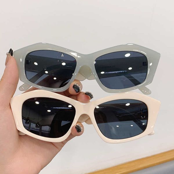 sunglasses gm lumias oversize irregular cat eye sun glasses women fashion brand designer shades 2022 luxury y2k sunglass eyewear for ladies, White;black
sunglasses gm lumias oversize irregular cat eye sun glasses women fashion brand designer shades 2022 luxury y2k sunglass eyewear for ladies, White;black
