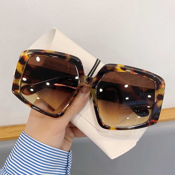 sunglasses kammpt oversize multicolor sunglass man woman 2022 trendy fashion vintage goggle eyewear luxury brand design male female shades g, White;black
sunglasses kammpt oversize multicolor sunglass man woman 2022 trendy fashion vintage goggle eyewear luxury brand design male female shades g, White;black