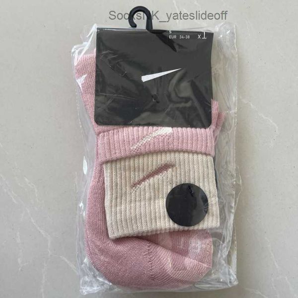 men's socks luxury fashion women's hook brand stockings designers fake two pairs splicing high tube women men sports yoga breathab, Black
men's socks luxury fashion women's hook brand stockings designers fake two pairs splicing high tube women men sports yoga breathab, Black