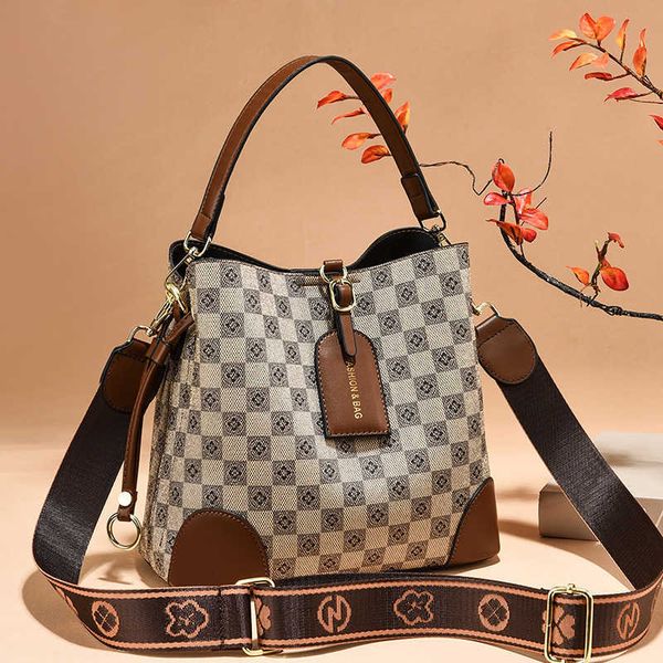 55%off new luxury fashion brand bags women's bucket bag large capacity simple handbag one shoulder messenger bag female shoulder crossb
55%off new luxury fashion brand bags women's bucket bag large capacity simple handbag one shoulder messenger bag female shoulder crossb