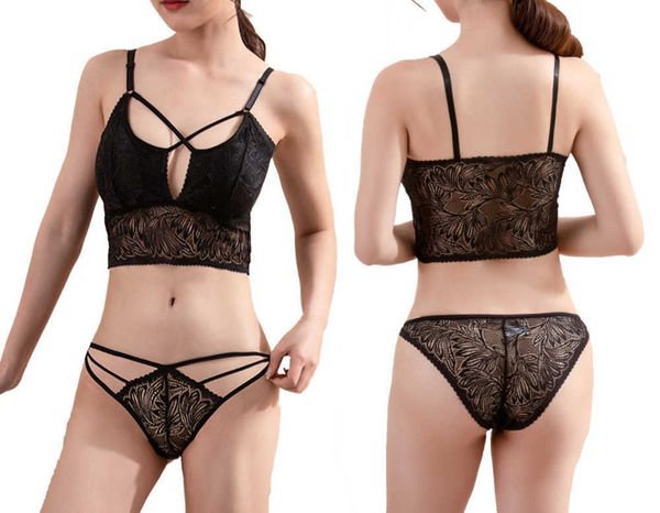 2023 lace suit women's beautiful back gathered without steel ring anti-sag briefs bra, Red;black
2023 lace suit women's beautiful back gathered without steel ring anti-sag briefs bra, Red;black