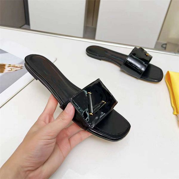 fashion slippers 2023 louiseity luxury design summer men flat women slope heel leather rubber letter logo casual sandals viutonity 05-0021, Black
fashion slippers 2023 louiseity luxury design summer men flat women slope heel leather rubber letter logo casual sandals viutonity 05-0021, Black