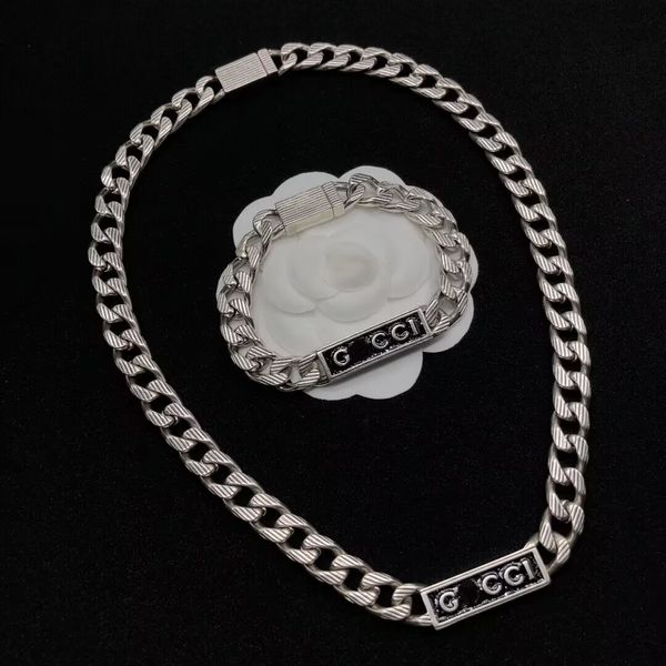 designers necklaces fashion mens stainless steel cuban chain silver plated hip hop necklace bracelet set jewelry
designers necklaces fashion mens stainless steel cuban chain silver plated hip hop necklace bracelet set jewelry