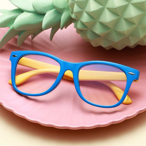 new fashion children's anti blu ray flat lens silicone soft non pressure nose frame trend eye protection frame, White;black
new fashion children's anti blu ray flat lens silicone soft non pressure nose frame trend eye protection frame, White;black