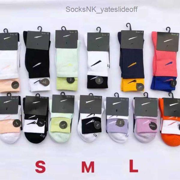 men's socks luxury fashion women's hook brand stockings designers fake two pairs splicing high tube women men sports yoga breathab, Black
men's socks luxury fashion women's hook brand stockings designers fake two pairs splicing high tube women men sports yoga breathab, Black