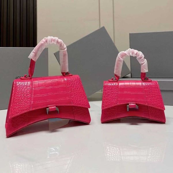 luxury brand designer bags handbag shoulder crossbody bag tote bag fashionable women's multi-color optional contact customer service to
luxury brand designer bags handbag shoulder crossbody bag tote bag fashionable women's multi-color optional contact customer service to