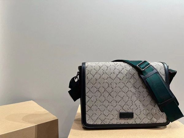 designer messenger bag men and women shoulder bags fashion crossbody bag gletter printed purse 2color choose luxury pockets factory wholesal
designer messenger bag men and women shoulder bags fashion crossbody bag gletter printed purse 2color choose luxury pockets factory wholesal