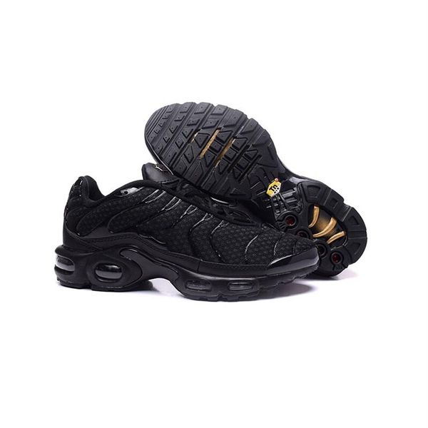 shoes tn run tns plus triple black white sneaker designer vapores man chaussures requin sports trainer sneaksers215d
shoes tn run tns plus triple black white sneaker designer vapores man chaussures requin sports trainer sneaksers215d
