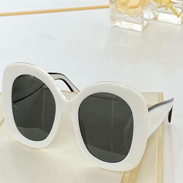 mens sunglasses for women 71414 men sun glasses fashion style protects eyes uv400 lens with case2750, White;black
mens sunglasses for women 71414 men sun glasses fashion style protects eyes uv400 lens with case2750, White;black
