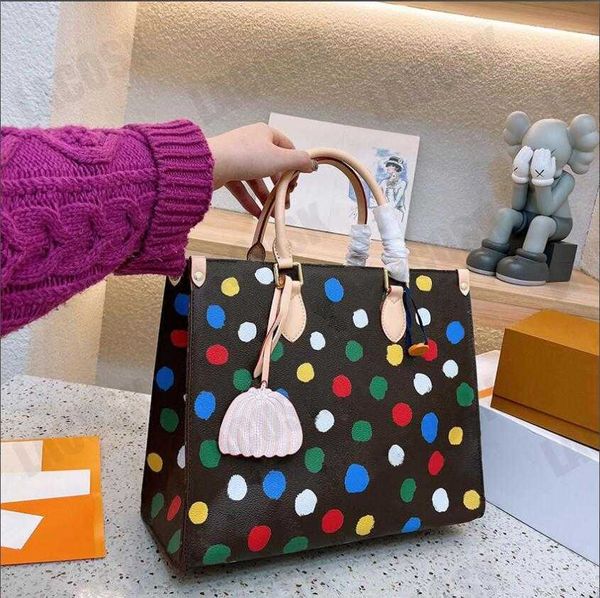 designers shopping bags multicolors dot women large totes new fashions letter dots jointly classic handbags with quality shoulder clutch ba
designers shopping bags multicolors dot women large totes new fashions letter dots jointly classic handbags with quality shoulder clutch ba
