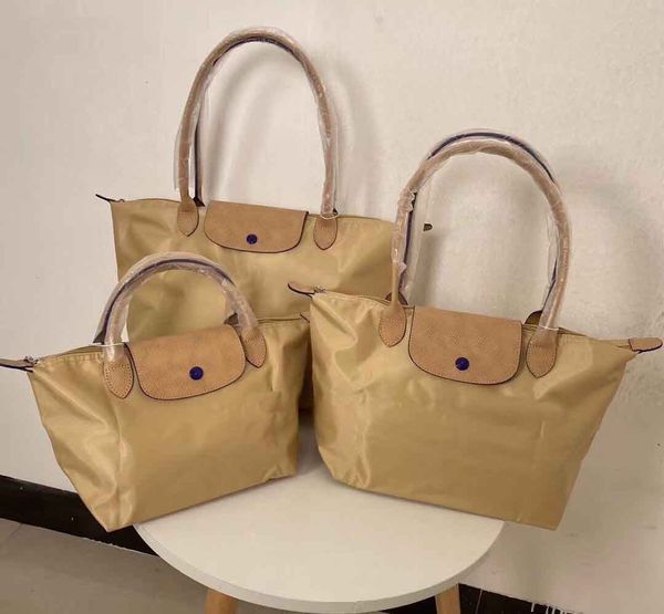 women s totes fashion bags le pliages club 70 anniversary champion luxurys designers long handbag shoulder l2605619 a17
women s totes fashion bags le pliages club 70 anniversary champion luxurys designers long handbag shoulder l2605619 a17