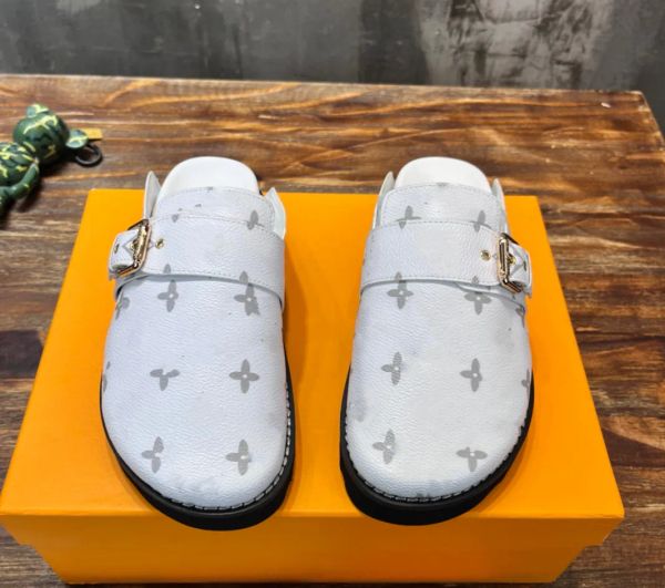 cosy comfort clog sandals designer women men fur leather mules slippers fashion winter warm plush slides size222, Black
cosy comfort clog sandals designer women men fur leather mules slippers fashion winter warm plush slides size222, Black