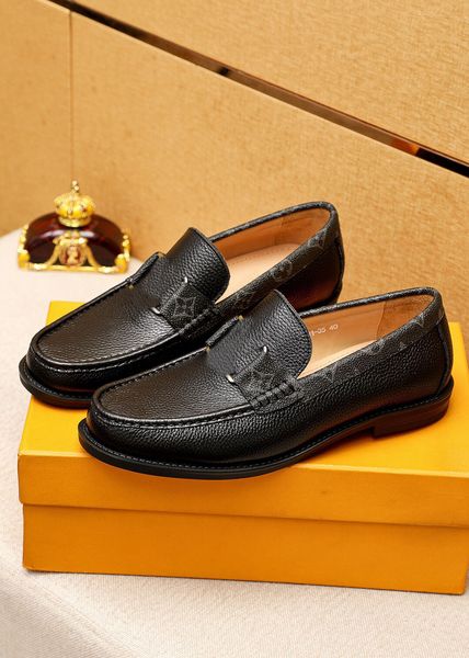2023 gentlemen formal dress shoes designer genuine leather shoes mens brand business oxfords casual loafers size 38-45, Black
2023 gentlemen formal dress shoes designer genuine leather shoes mens brand business oxfords casual loafers size 38-45, Black