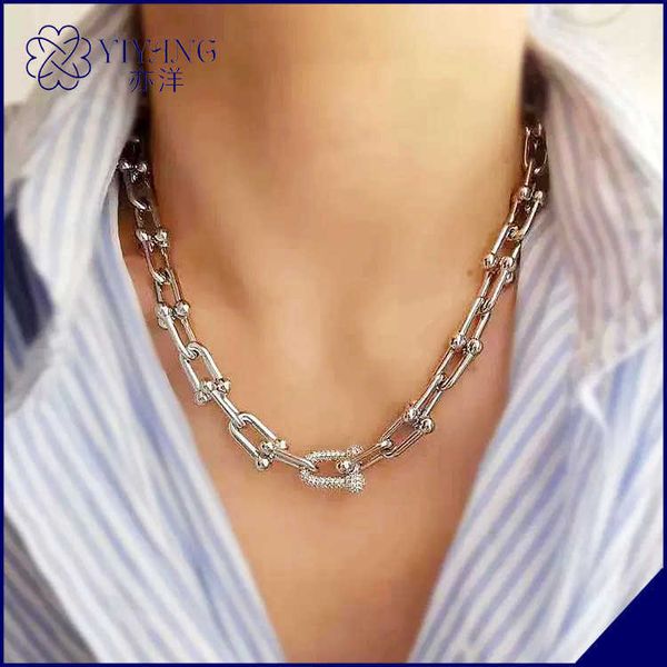 high-quality yiyang jewelry metal fashion tiffay micro-embedded u-shaped gradient necklace for men and women light luxury copper, Golden;silver
high-quality yiyang jewelry metal fashion tiffay micro-embedded u-shaped gradient necklace for men and women light luxury copper, Golden;silver