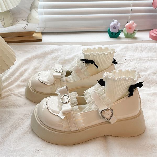dress shoes women's flats fashion lace bow-knot lolita shoes women heart buckle patent leather mary janes round toe flat shoes of women, Black
dress shoes women's flats fashion lace bow-knot lolita shoes women heart buckle patent leather mary janes round toe flat shoes of women, Black