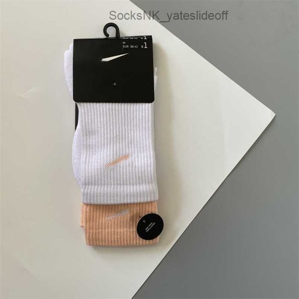 men's socks luxury fashion women's hook brand stockings designers fake two pairs splicing high tube women men sports yoga breathab, Black
men's socks luxury fashion women's hook brand stockings designers fake two pairs splicing high tube women men sports yoga breathab, Black