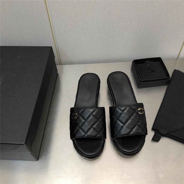 luxury design sandals 2023 fashion channel women summer high heels leather cross lace up student casual slippers 06-016, Black
luxury design sandals 2023 fashion channel women summer high heels leather cross lace up student casual slippers 06-016, Black