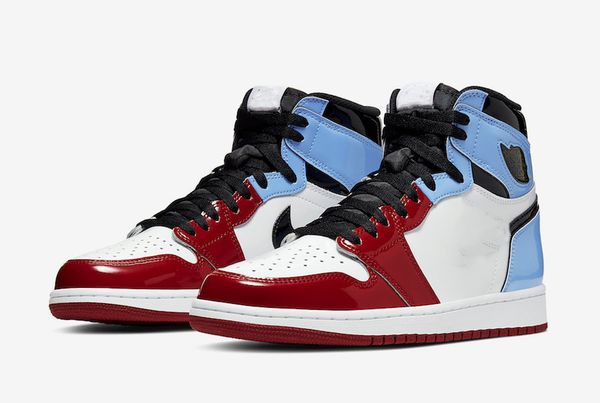 jumpman 1 high og fearless basketball shoes mens 1s white university blue-varsity red-black designer sports sneakers size eu36-47.5
jumpman 1 high og fearless basketball shoes mens 1s white university blue-varsity red-black designer sports sneakers size eu36-47.5