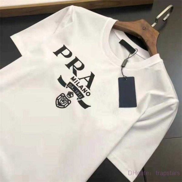 classic design summer mens designer tees casual man womens loose with letters print short sleeves op sell luxury men shirt size s-xxxxl prad, Black;brown
classic design summer mens designer tees casual man womens loose with letters print short sleeves op sell luxury men shirt size s-xxxxl prad, Black;brown