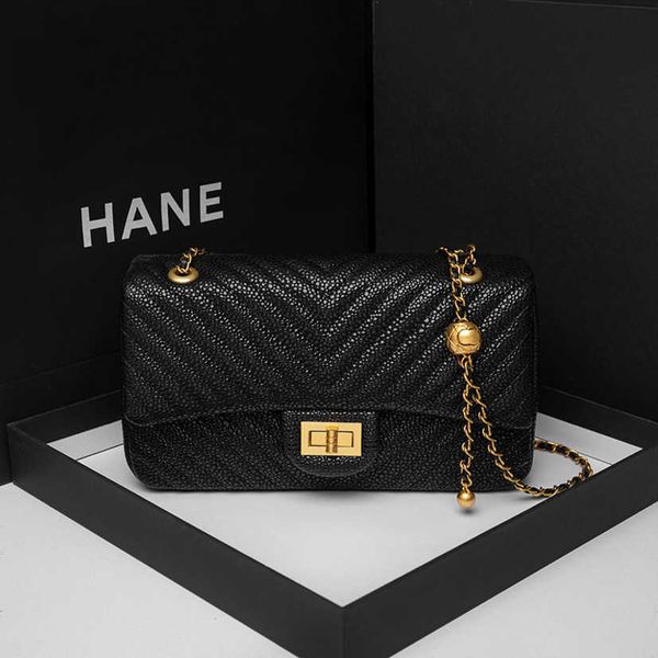 2023 designer bags spring summer korean style simple easy wear single shoulder underarm bag rhombus chain cross-body v-shaped small handbags
2023 designer bags spring summer korean style simple easy wear single shoulder underarm bag rhombus chain cross-body v-shaped small handbags