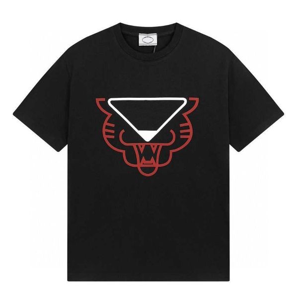 designer luxury prads classic spring fashion triangle letter printing short sleeve t-shirt for men and women couples relaxed leisure, Black;brown
designer luxury prads classic spring fashion triangle letter printing short sleeve t-shirt for men and women couples relaxed leisure, Black;brown