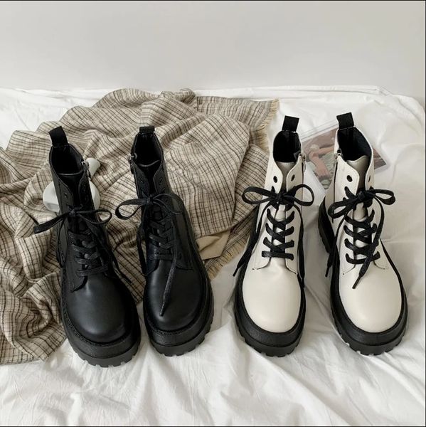 boots autumn and winter korean version allmatch plus velvet ankle thick sole spring single 230227, Black
boots autumn and winter korean version allmatch plus velvet ankle thick sole spring single 230227, Black