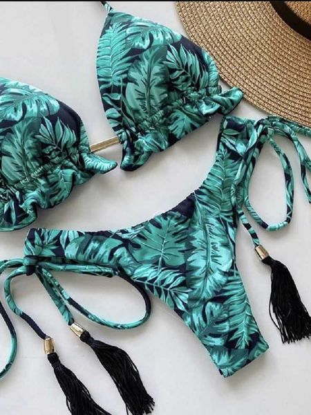 bikini thong swimsuit ruotongsept 2022 new sport swimwear female push up bikinis bandage women print two-piece bathing suit beach wear, Black;white
bikini thong swimsuit ruotongsept 2022 new sport swimwear female push up bikinis bandage women print two-piece bathing suit beach wear, Black;white