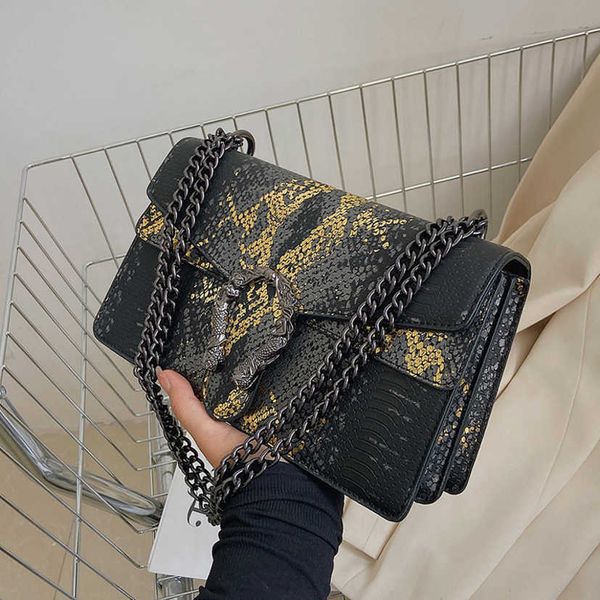 2023 fashion letters designer bags bag women's simple snakeskin single shoulder messenger chain bag women handbags 50% off discount sal
2023 fashion letters designer bags bag women's simple snakeskin single shoulder messenger chain bag women handbags 50% off discount sal