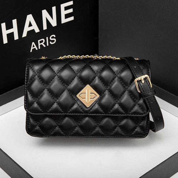 2023 fashion letters designer bags small women texture lock messenger versatile diamond chain bag women handbags 50% off discount sale
2023 fashion letters designer bags small women texture lock messenger versatile diamond chain bag women handbags 50% off discount sale