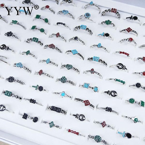 band rings vintage for women men silver color zinc alloy finger 100pcs box wholesale bague homme 5 16 us size 230225
band rings vintage for women men silver color zinc alloy finger 100pcs box wholesale bague homme 5 16 us size 230225