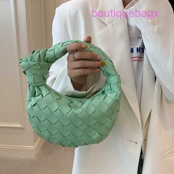 bottegsa genuine jodie bottegs bags online shop small bag female 2023 new fashion woven one shoulder handbag personalized texture
bottegsa genuine jodie bottegs bags online shop small bag female 2023 new fashion woven one shoulder handbag personalized texture