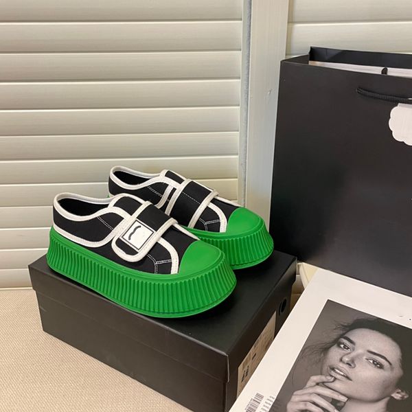 womens canvas shoes low r women casual shoes white and black non-slip rubber soled letter printed brand star same model plus size outdoor sl
womens canvas shoes low r women casual shoes white and black non-slip rubber soled letter printed brand star same model plus size outdoor sl