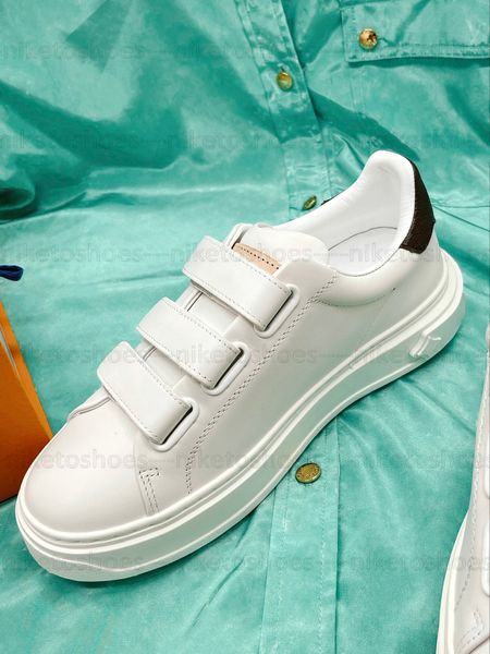 designer time out sneaker travel shoes sneaker classic women outdoor sneakers white vintage luxury flat shoes
designer time out sneaker travel shoes sneaker classic women outdoor sneakers white vintage luxury flat shoes