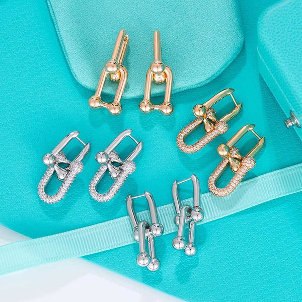 charm classic u earrings female s925 sterling silver earrings niche design high-end valentine's day birthday gift jewelry l230227, Golden
charm classic u earrings female s925 sterling silver earrings niche design high-end valentine's day birthday gift jewelry l230227, Golden