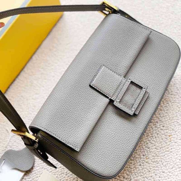fbag evening bag classic baguette women designer handbag crossbody bags fashion shoulder bags lady purses messenger bag 220617
fbag evening bag classic baguette women designer handbag crossbody bags fashion shoulder bags lady purses messenger bag 220617