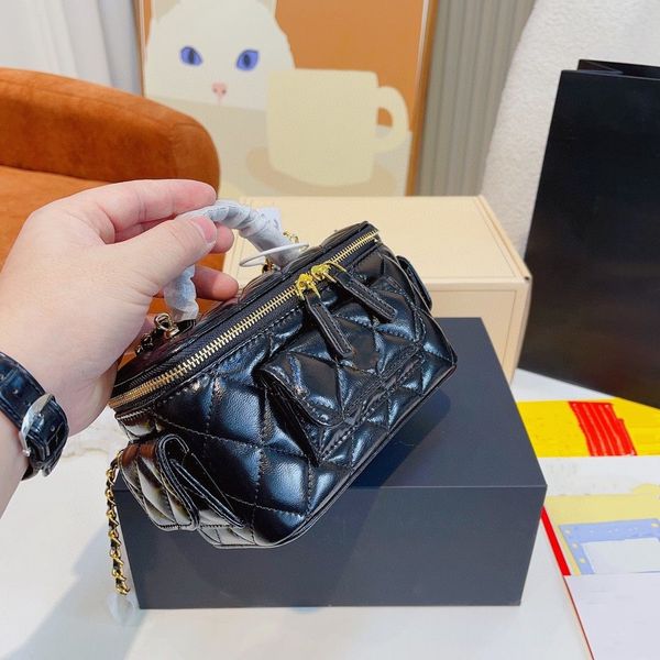 message women more luxury crossbody with mirror makeup bag classic quilted handbag designer clutch wallet card holders suitcase exchange sma
message women more luxury crossbody with mirror makeup bag classic quilted handbag designer clutch wallet card holders suitcase exchange sma
