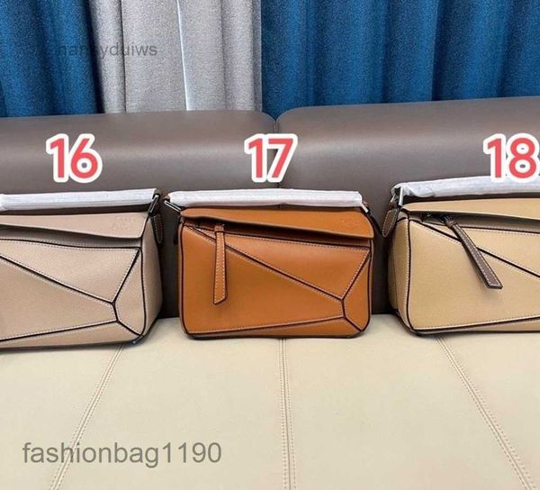 pillow small lingge woman designer bag cow loews leather 2023 bags splicing messenger hand soft puzzle leather geometric v978
pillow small lingge woman designer bag cow loews leather 2023 bags splicing messenger hand soft puzzle leather geometric v978