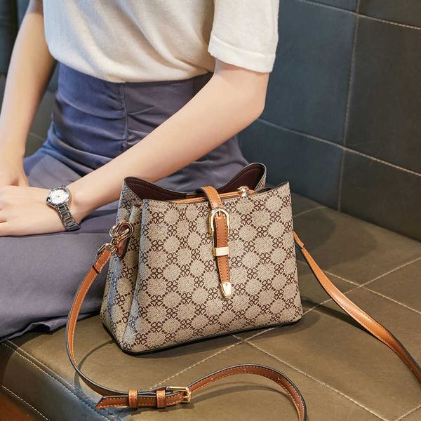 60% off crossbody bags for women color women's large capacity bucket messenger fashionable shoulder bag fashion designer handbags luxur
60% off crossbody bags for women color women's large capacity bucket messenger fashionable shoulder bag fashion designer handbags luxur