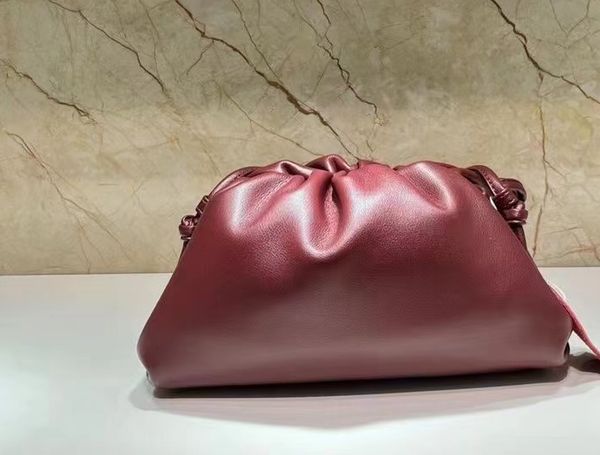 bags clutch designers women luxurys hangbags lady classic large brown dumpling purses business pouch cloud fashion bag woven leather bag bri
bags clutch designers women luxurys hangbags lady classic large brown dumpling purses business pouch cloud fashion bag woven leather bag bri